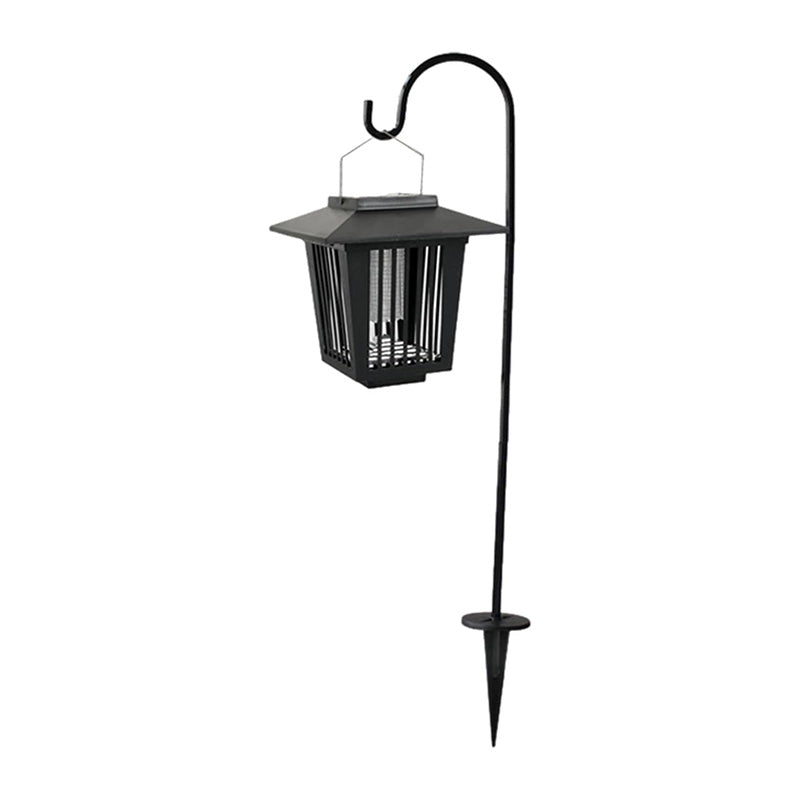 LumiCoach – Premium Solar Garden Lantern