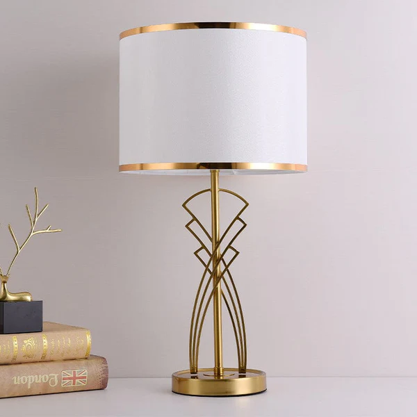 Luciano – Elegant LED Table Lamp with Luxury Design