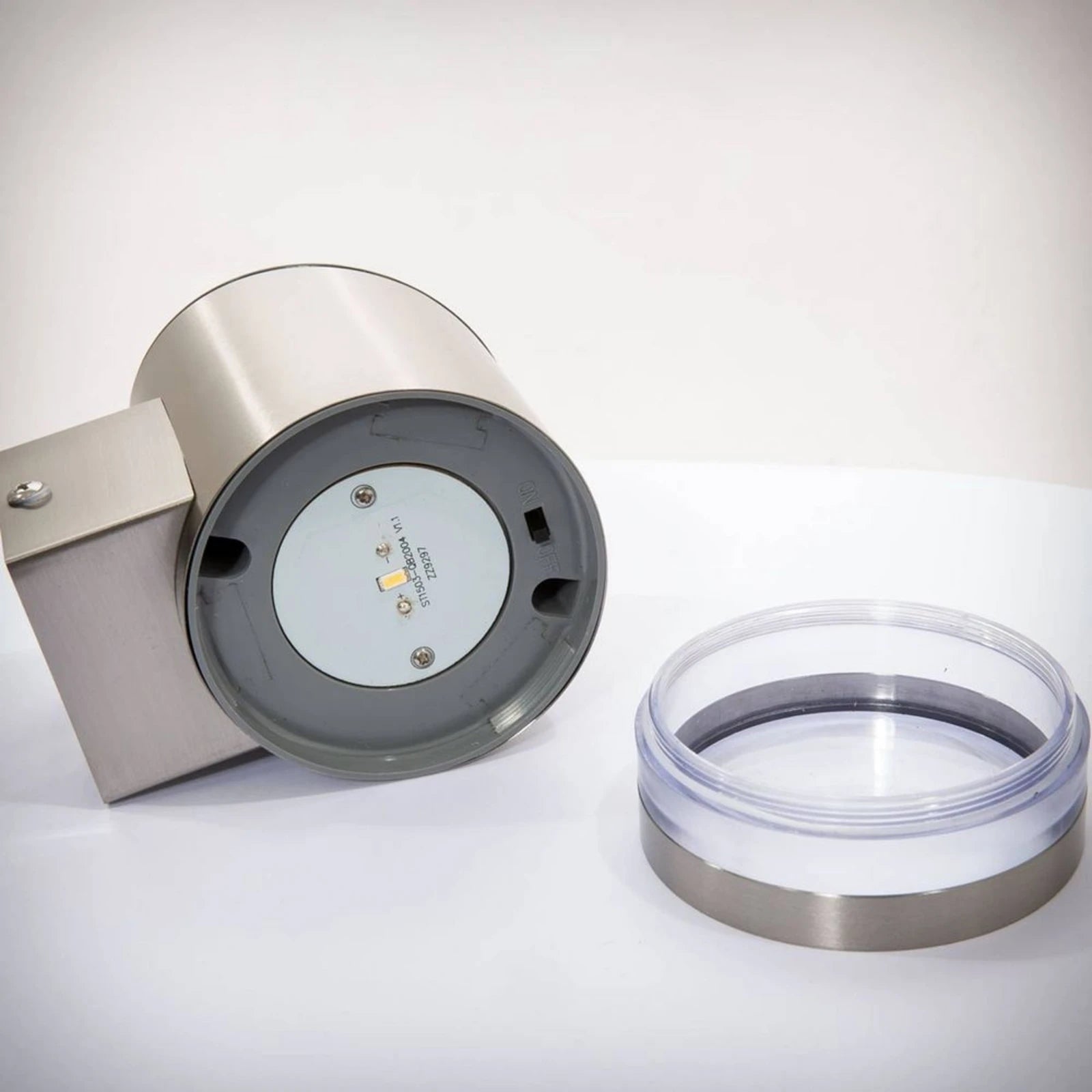 Stelix - Stainless Steel Wall Light