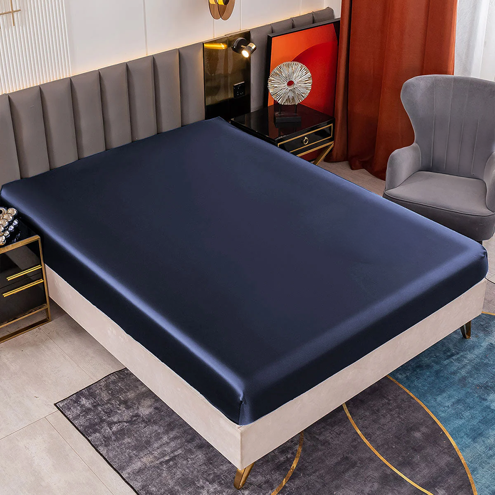 Satin Luxe Seamless Fitted Sheet – Mulberry-Inspired Feel