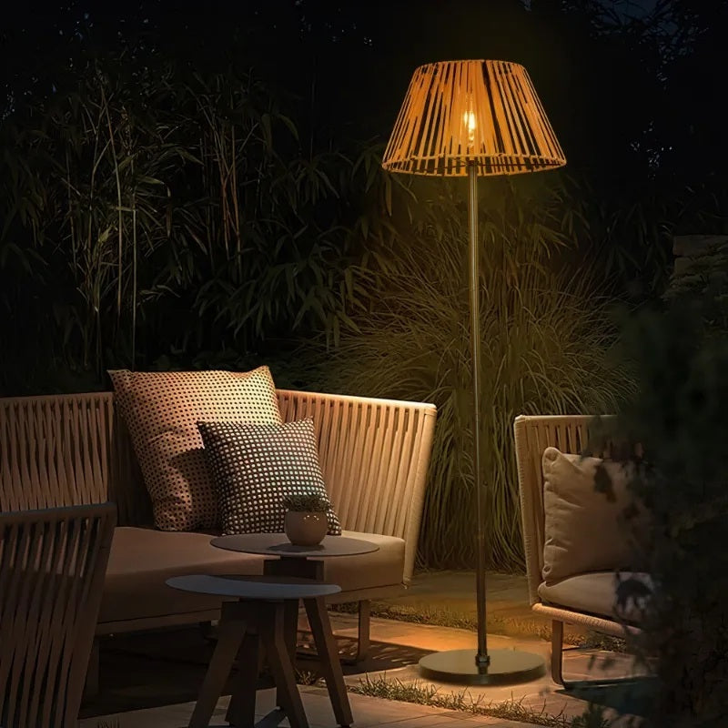 SolRattan Outdoor Solar Floor Lamp