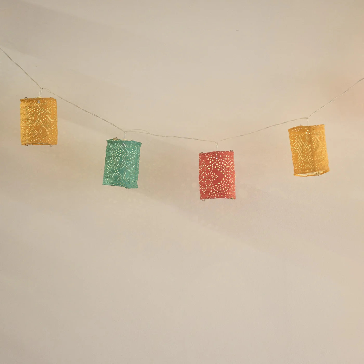 ColourGlow Lantern String