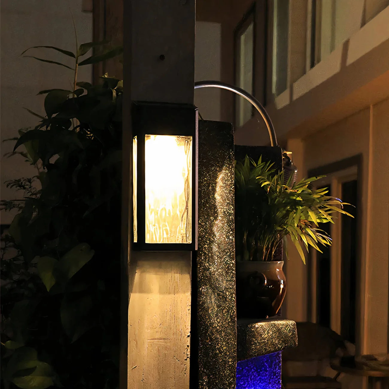 FloraGlow - Solar Decorative Wall Light