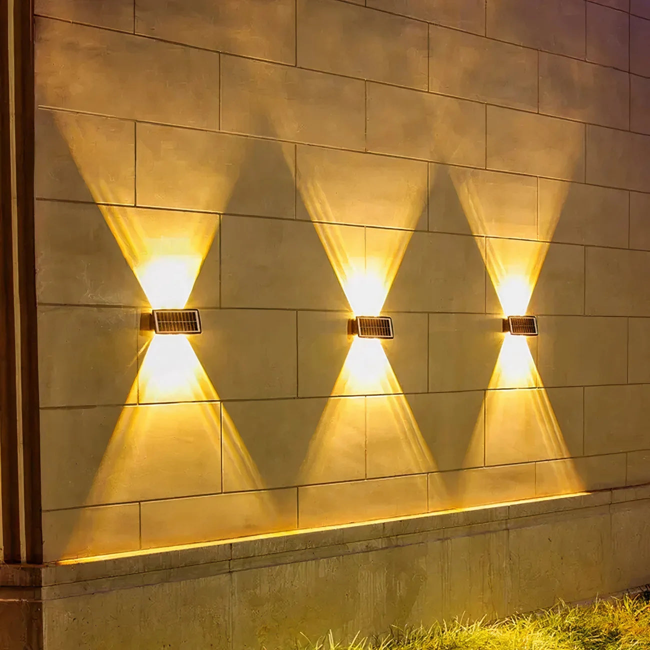 Suntrace - Solar Spotlight Wall LED Light