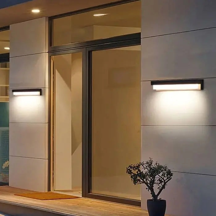 RadarGlow – Smart Solar Wall Light