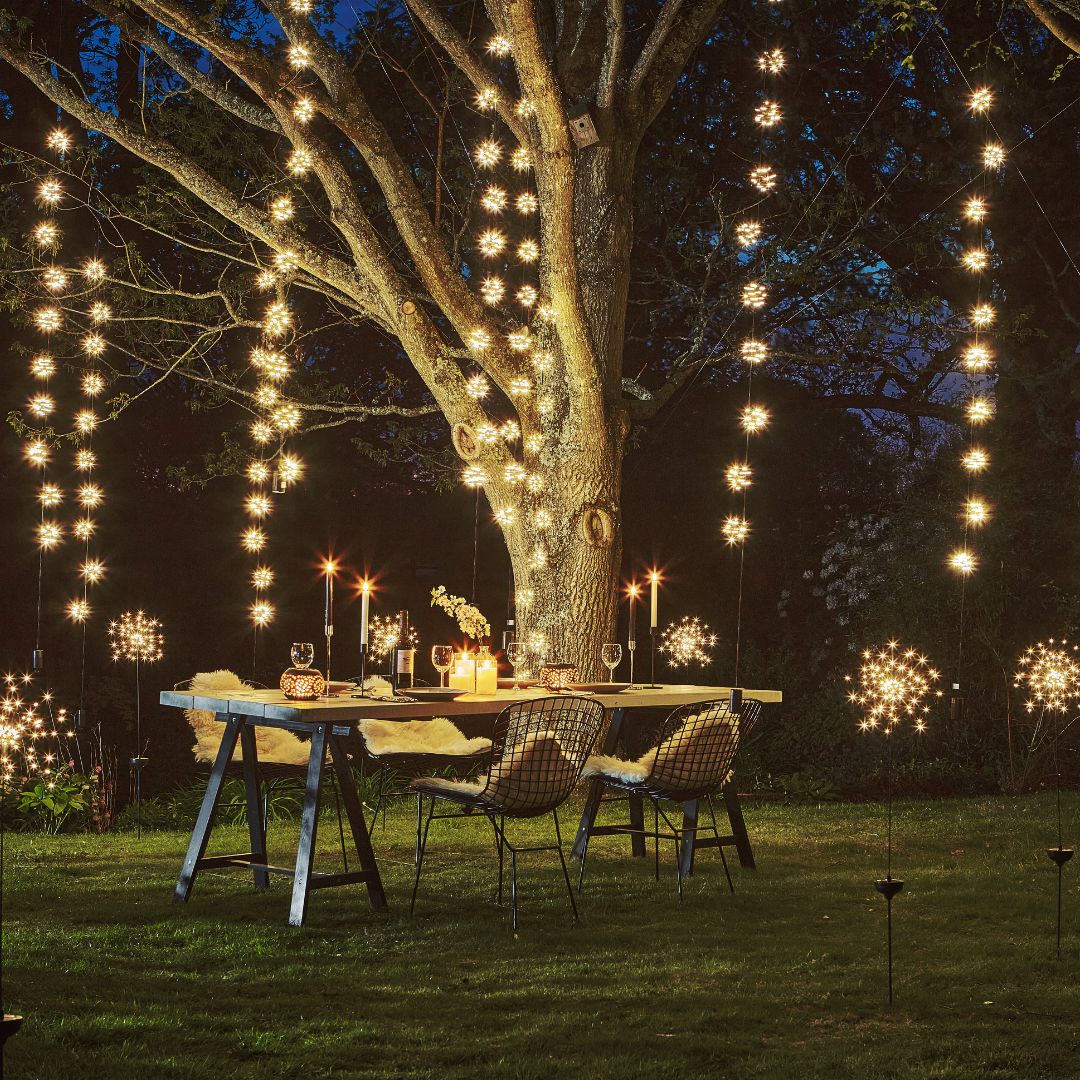 NoirBurst – Outdoor Black Starburst Lights