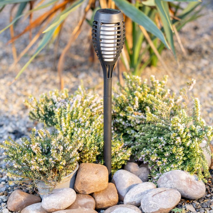 FlameGlow Stakes – Set of 6 Solar Flame Lights