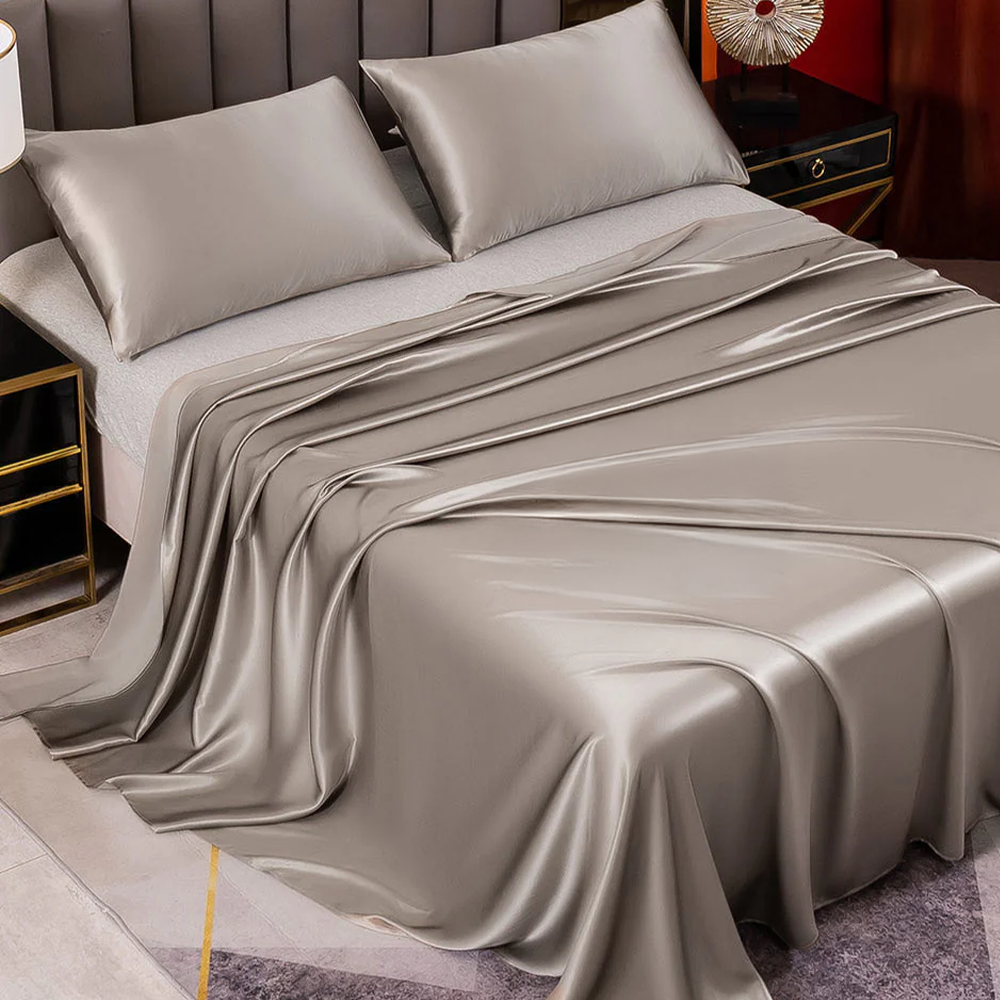 22 Momme Silk Luxury Bedding Set – Flat Sheet & 2 Pillowcases