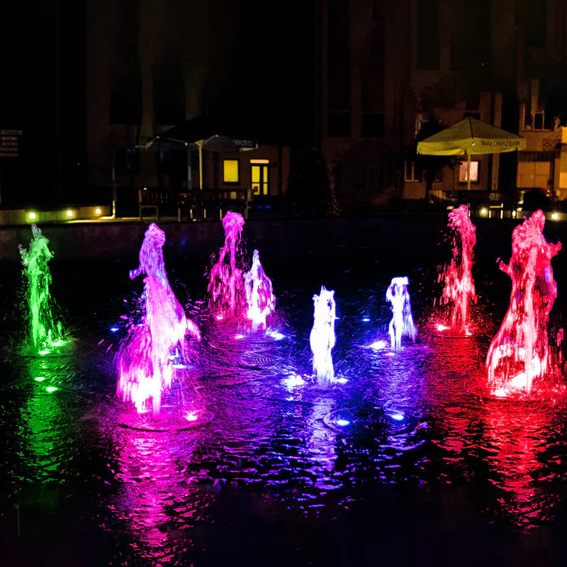 ColorWave™: luces solares RGB para estanques y piscinas