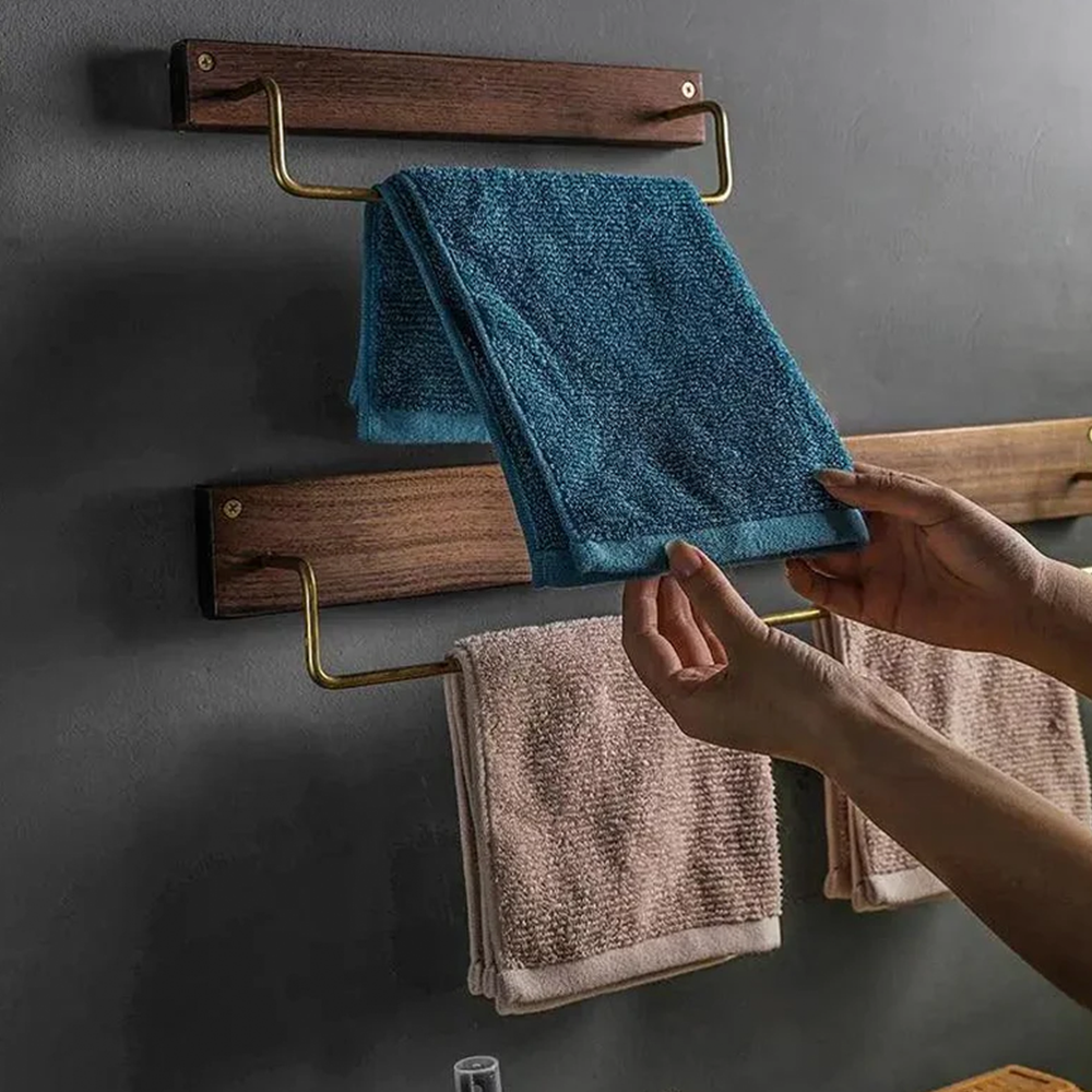 Dravis - Wooden Towel Rack