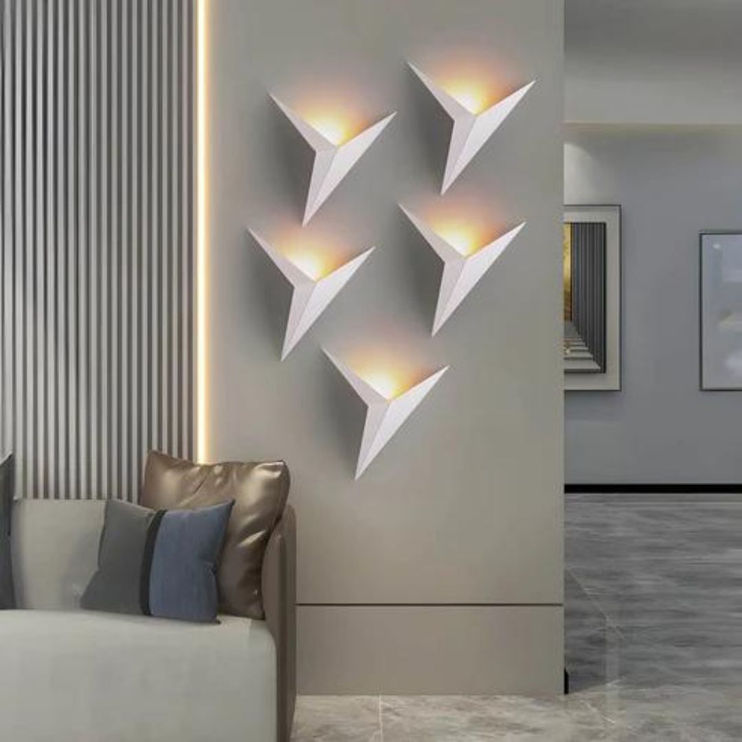 Vela - Minimalistic wall light