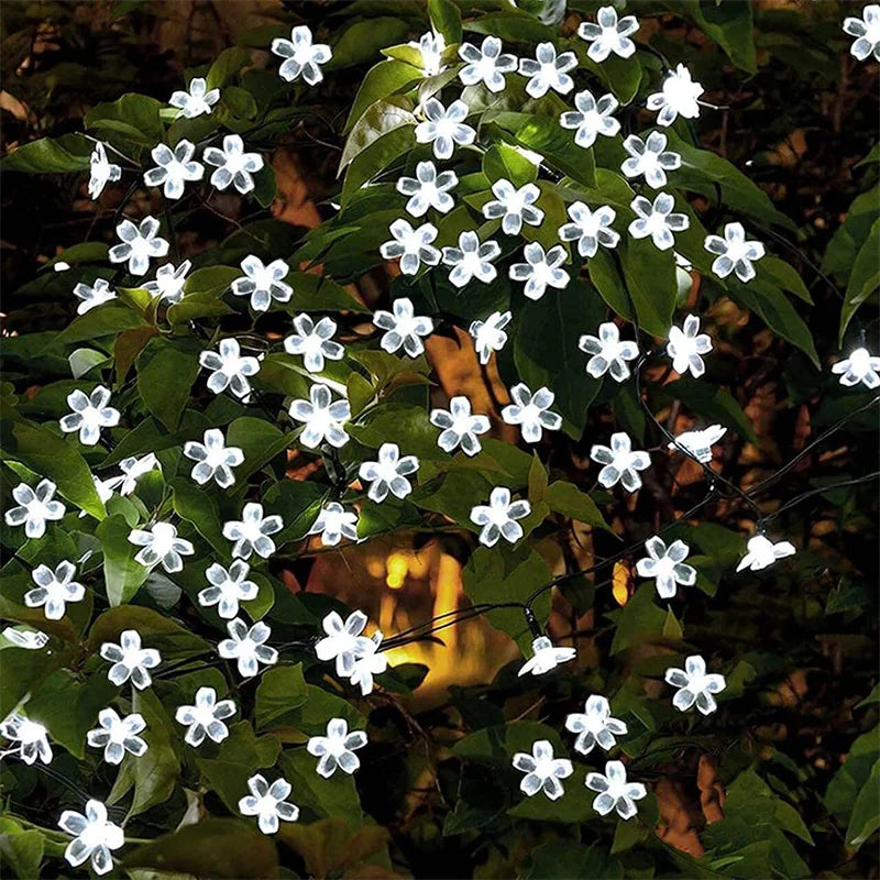 StringFlowers™ - Solar-powered outdoor strings