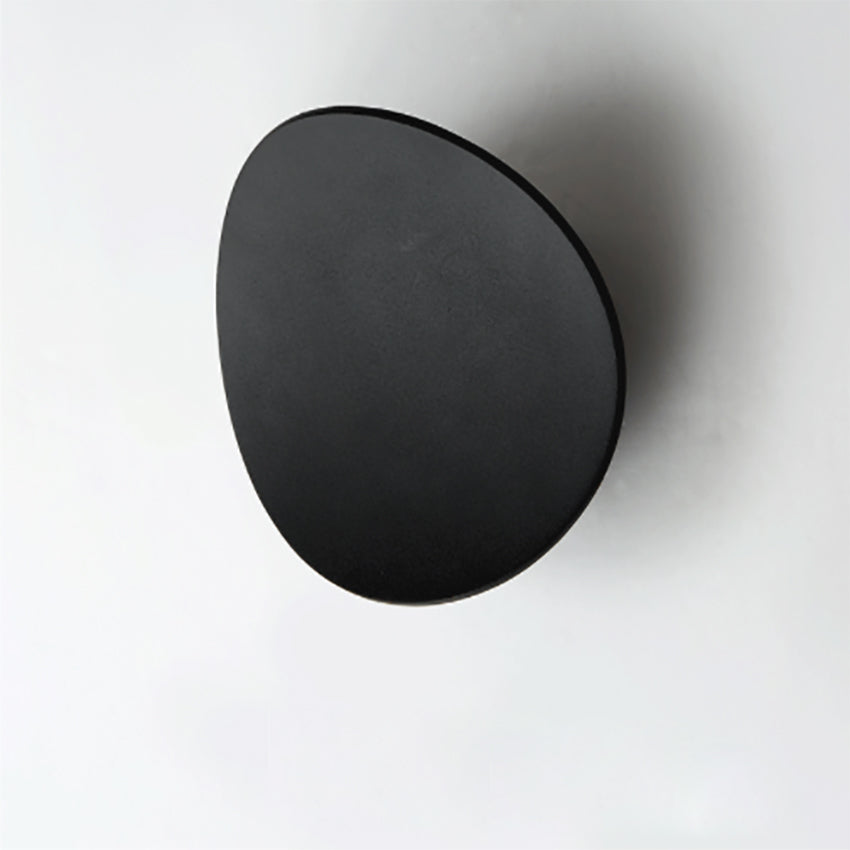 Luvia - Minimalistic wall light