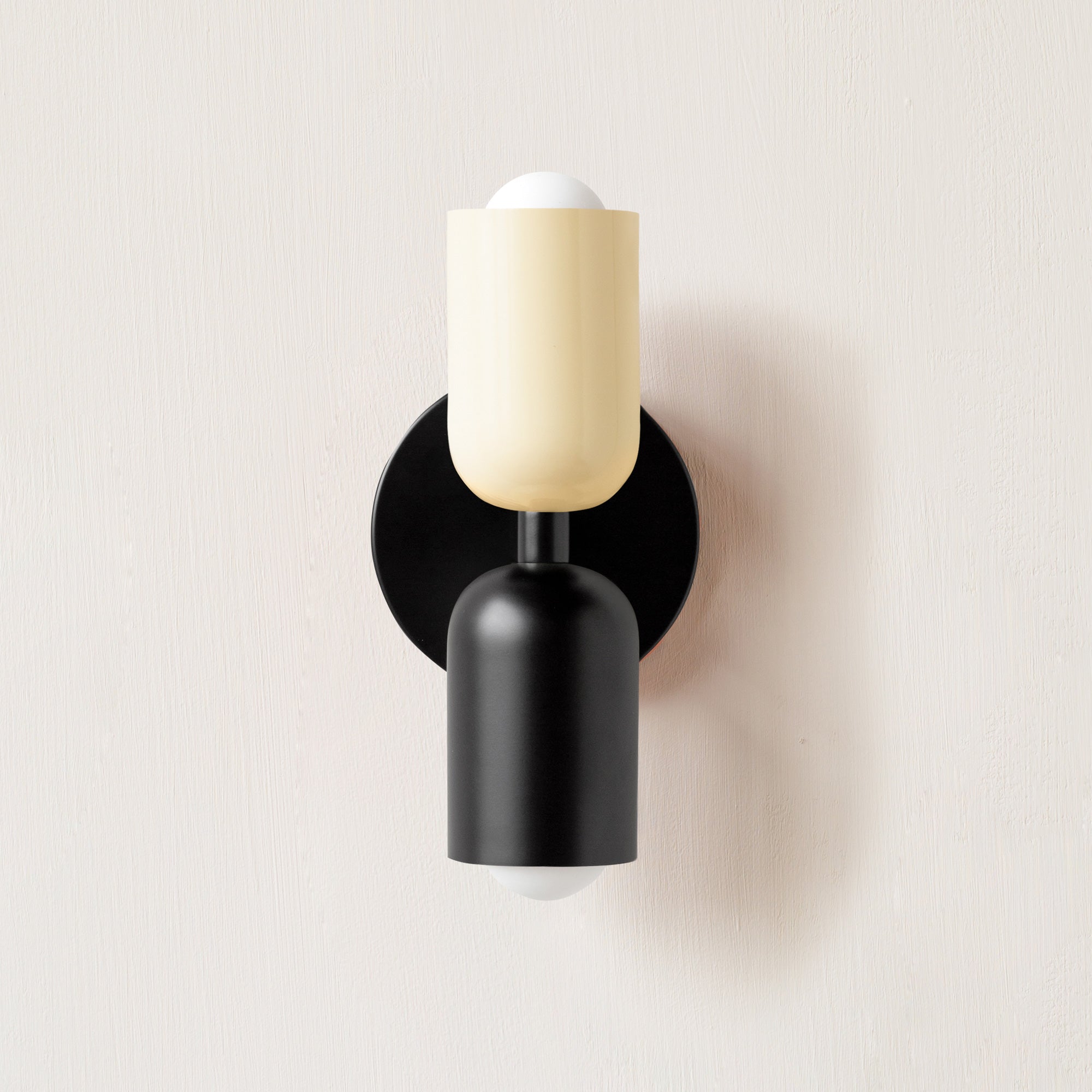 Brio - Designer wall light