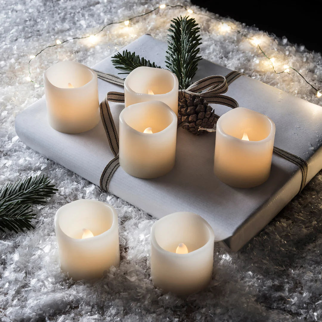 Set of 6 Short Wax Flameless Flickering LED Candles