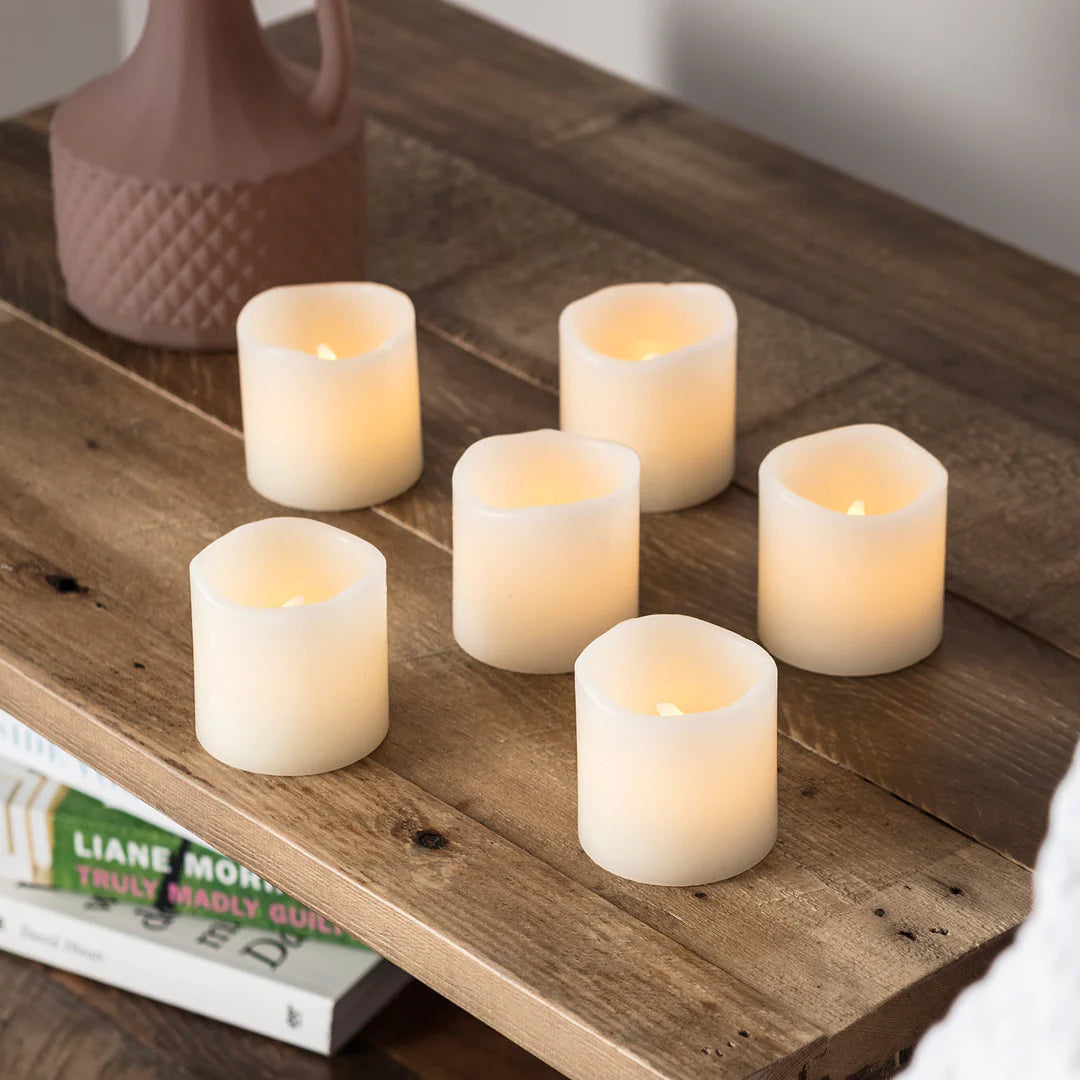 Set of 6 Short Wax Flameless Flickering LED Candles