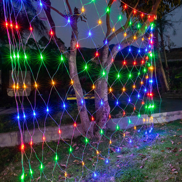 1.5 x 1.5m - 2.5 x 3.0m Solar LED Net Lights