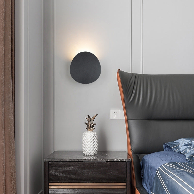 Luvia - Minimalistic wall light