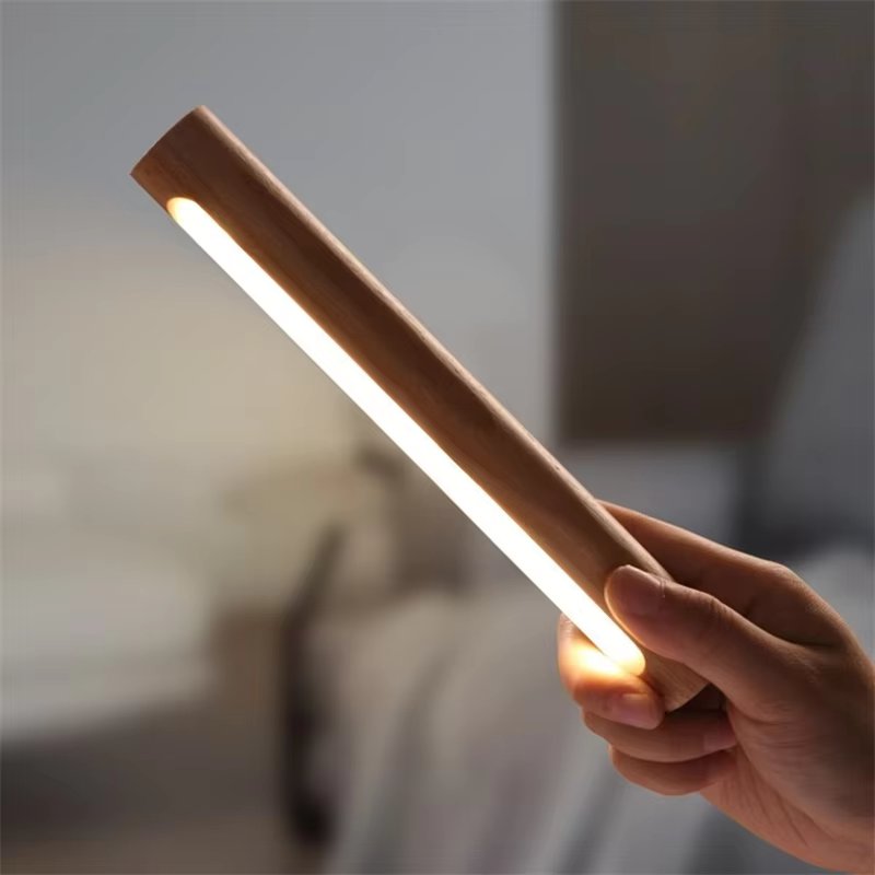 Lustre - Rechargeable Wooden Sconce