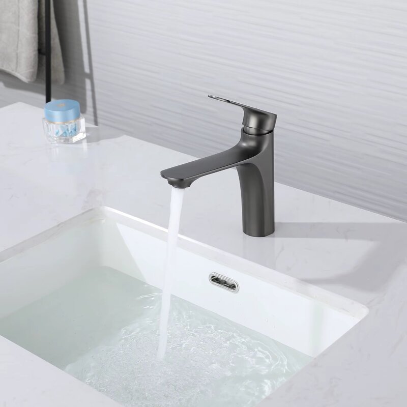 Avelin - Nordic Deck Mounted Faucet