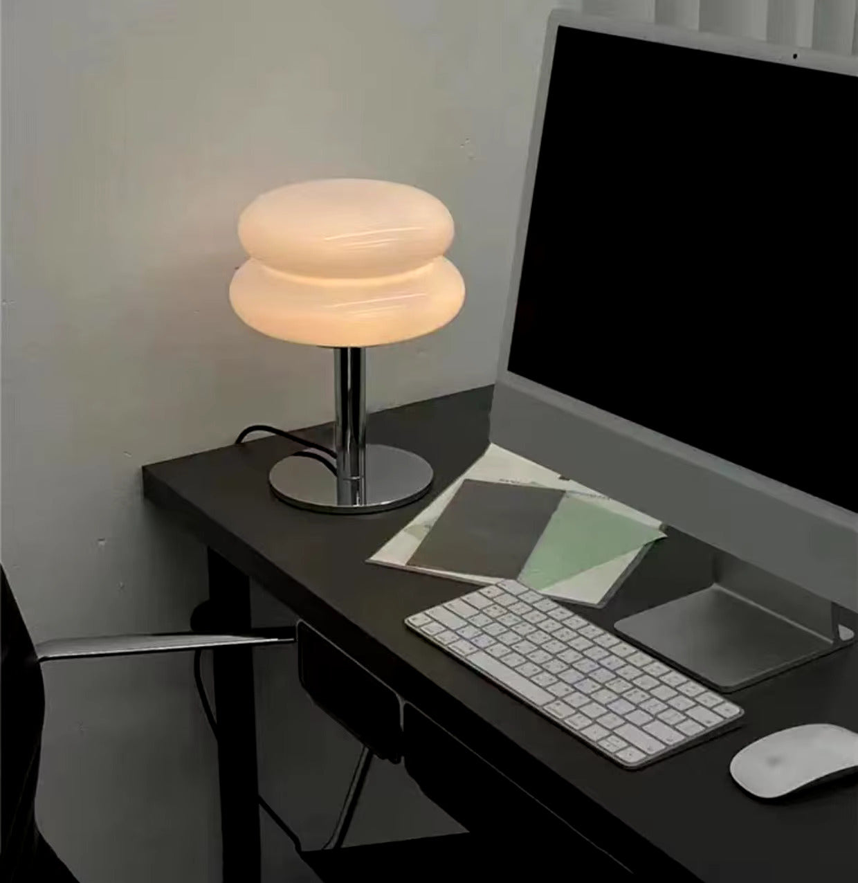 Lana – Modern Table Lamp