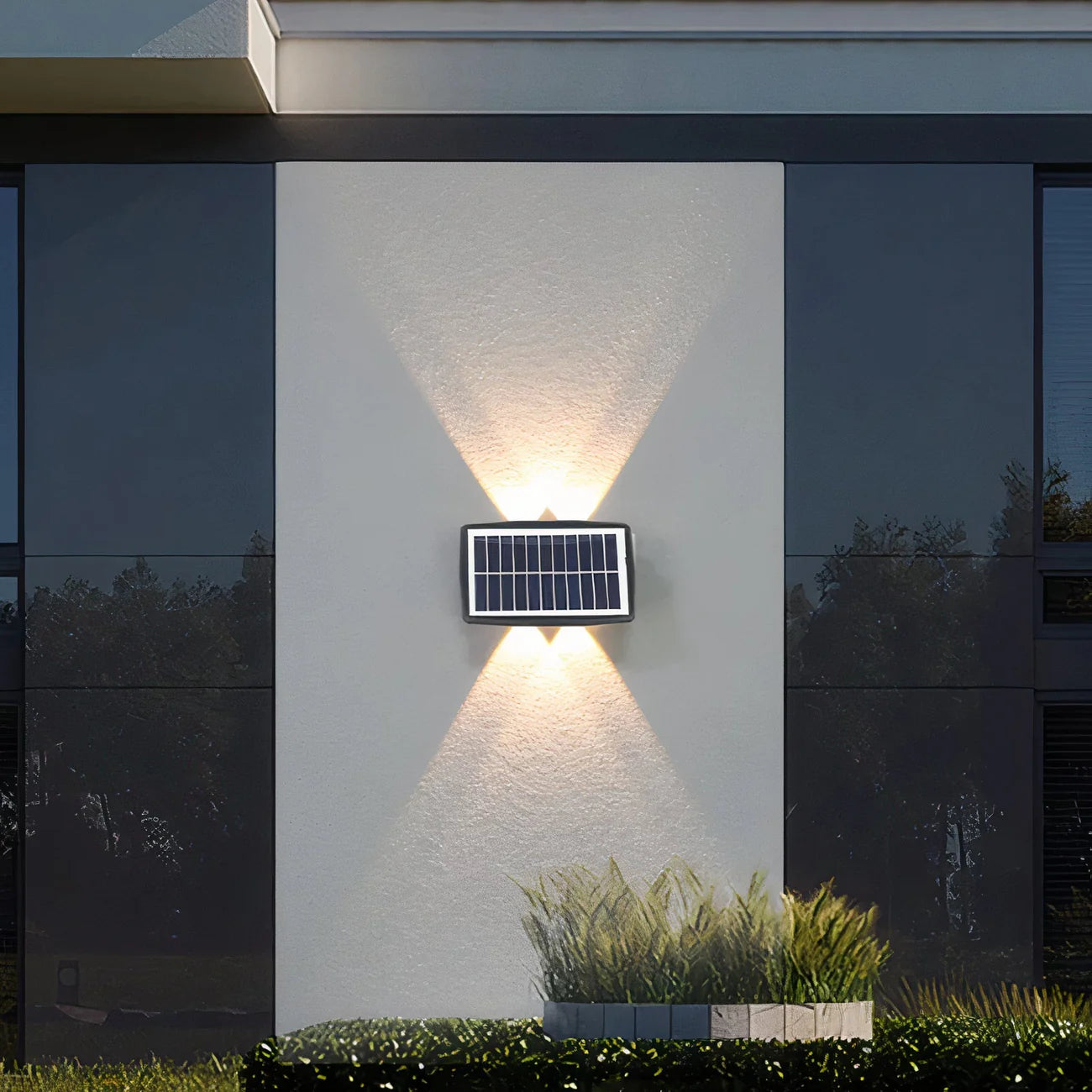Suntrace - Solar Spotlight Wall LED Light