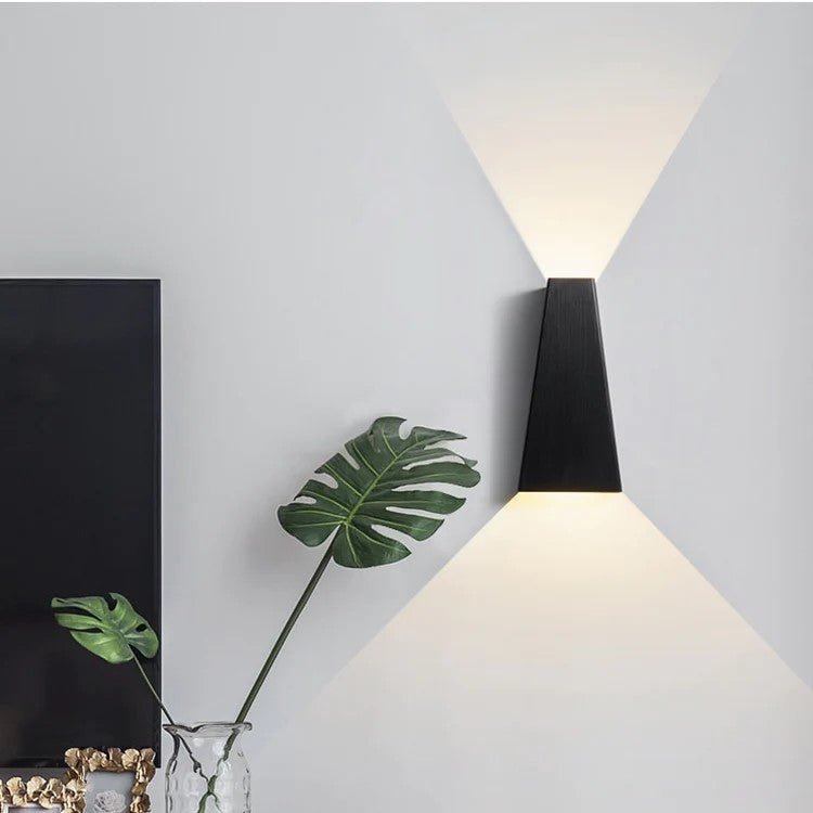 LightCastle™ - LED wall light