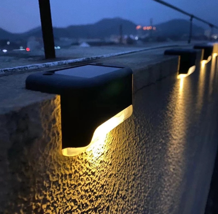 SolarBright™- LED solar fence and deck lights